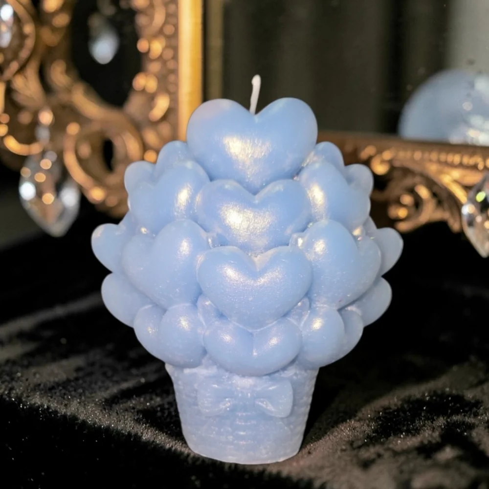Blue Heart Cluster Candle – Scented Velvet Collection – 100% Beeswax